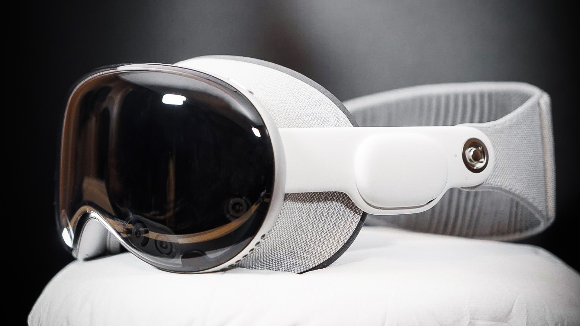 Apple’s MR Headset