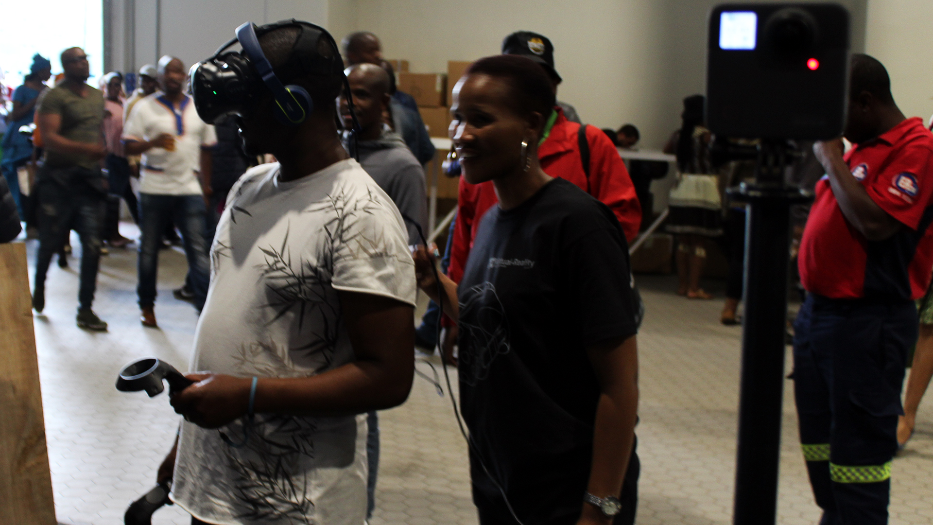 virtual reality factory workers