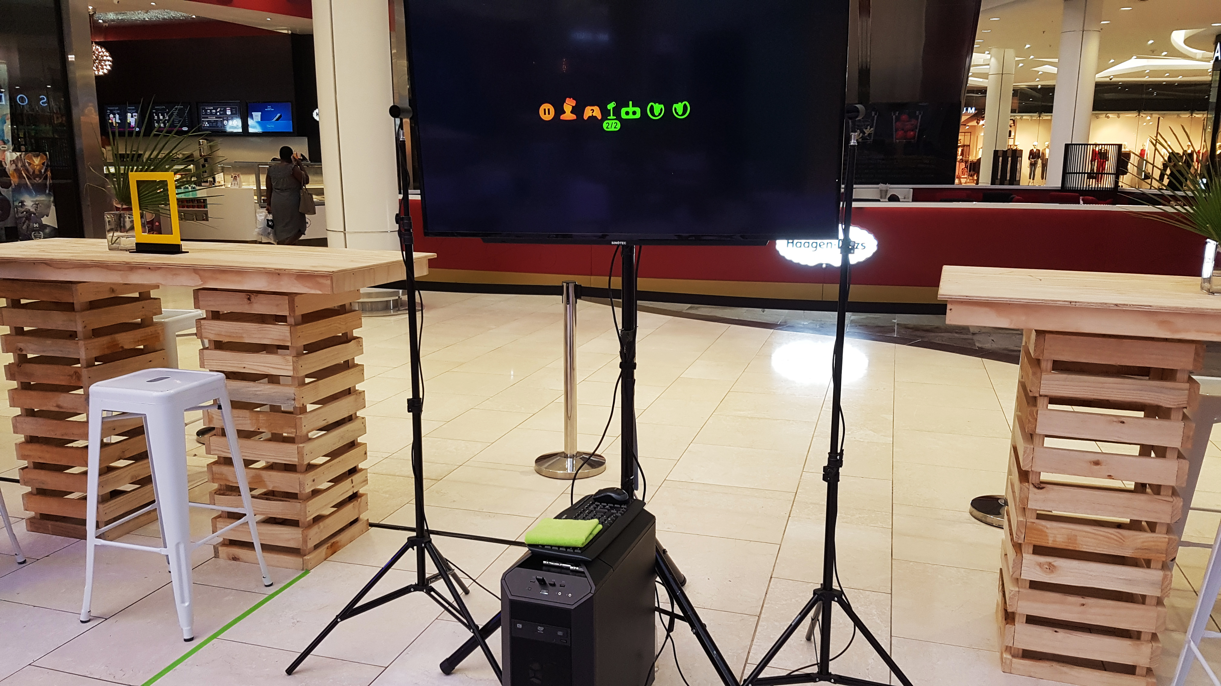 virtual reality stand